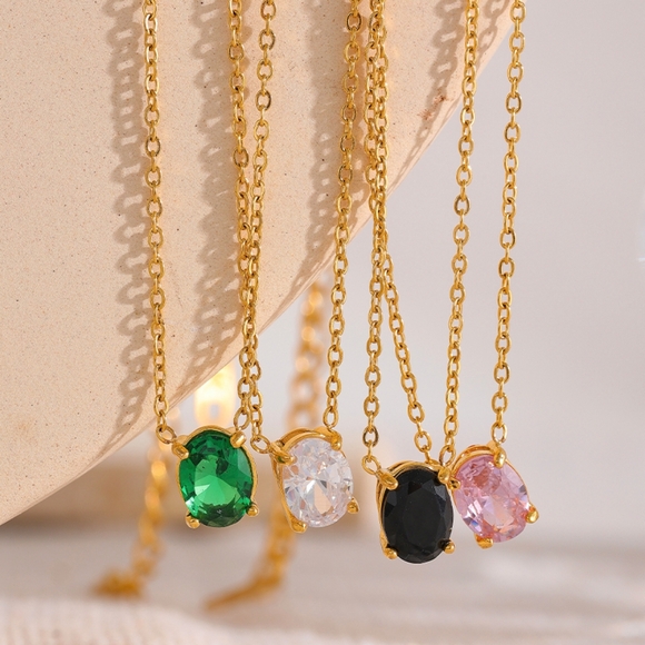 Favourite Classic Diamond Pendant Necklace - Picture 2 of 7